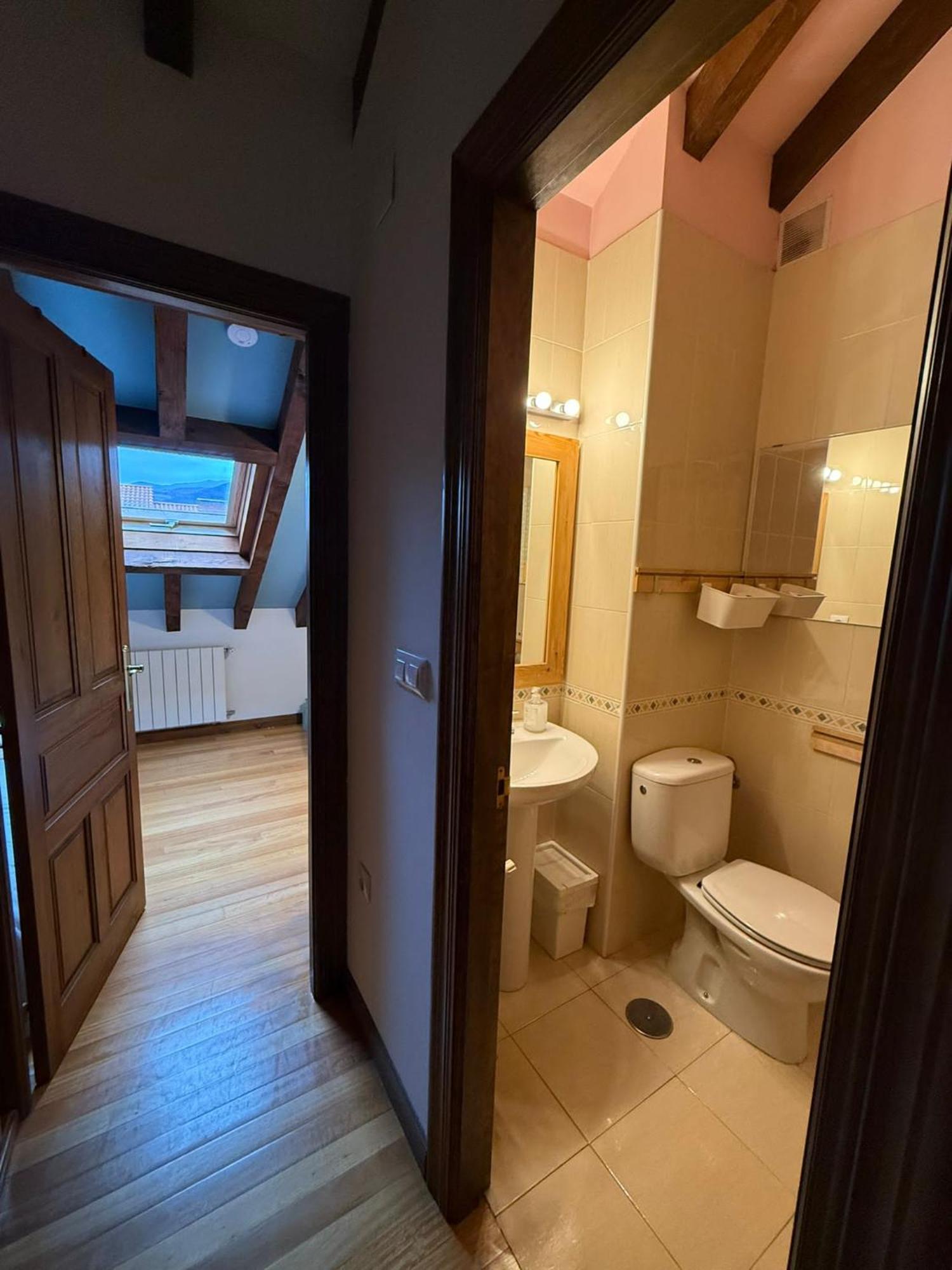 Chalet Turistico La Jenduda Охедо Екстериор снимка
