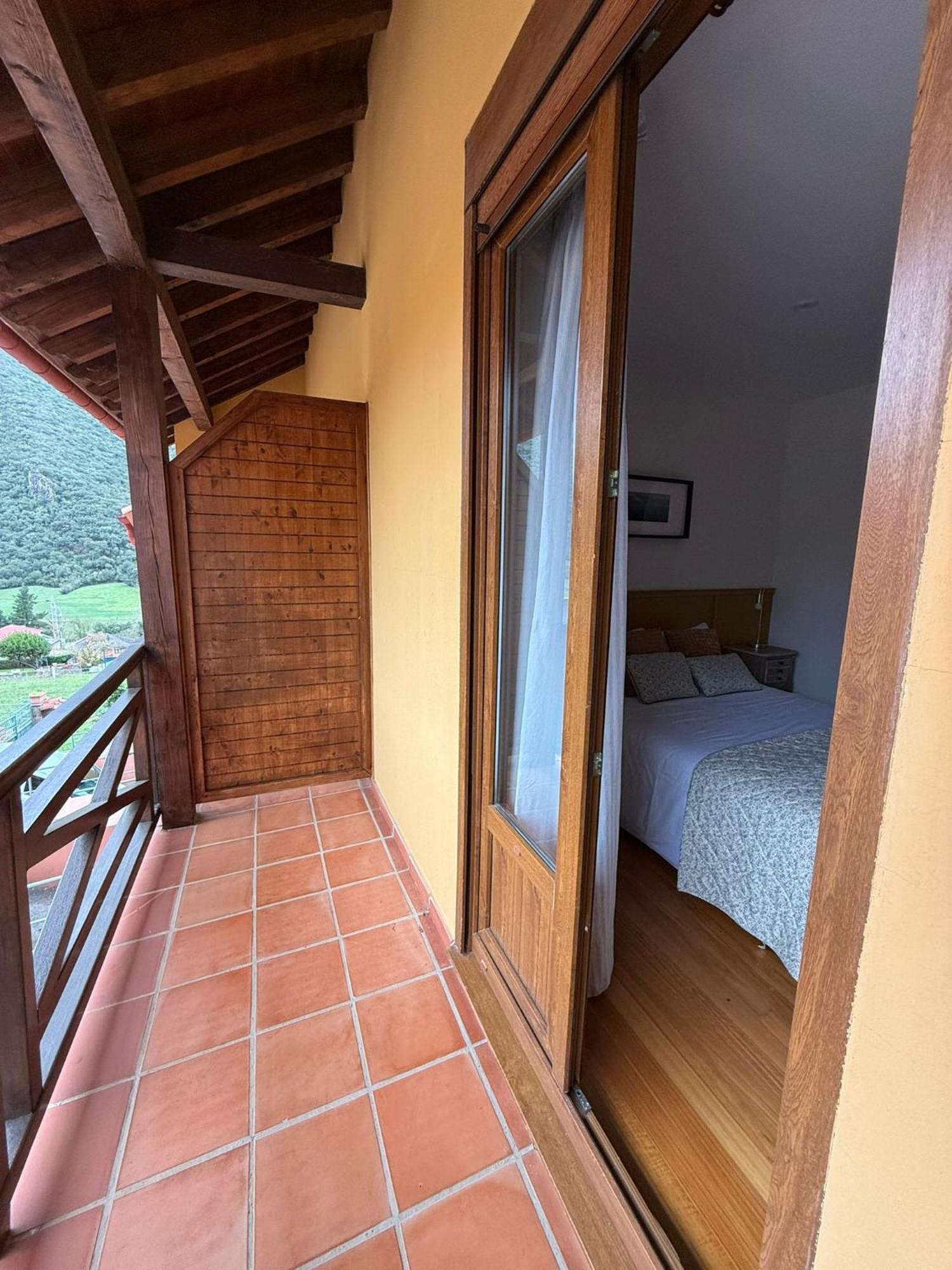 Chalet Turistico La Jenduda Охедо Екстериор снимка
